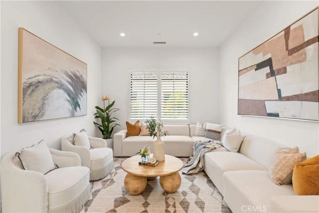 234 Coal Mine, Irvine, CA 92602
