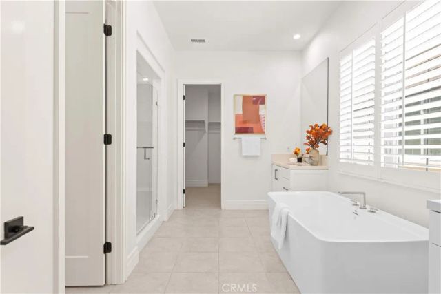 234 Coal Mine, Irvine, CA 92602