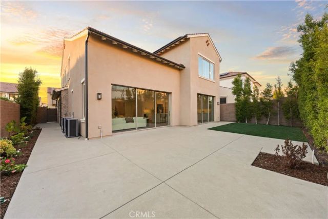 234 Coal Mine, Irvine, CA 92602