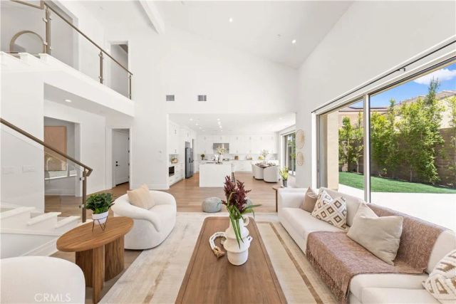 234 Coal Mine, Irvine, CA 92602