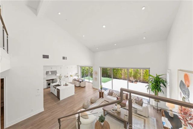 234 Coal Mine, Irvine, CA 92602