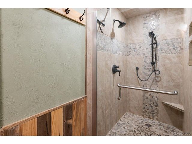 919 Matterhorn Dr, Florissant, CO 80816