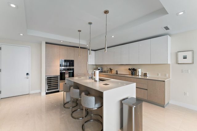 3100 N Ocean Drive 1906, Singer Island, FL 33404