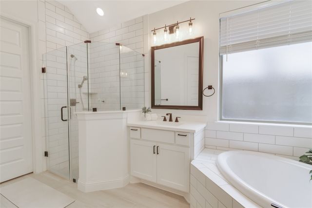 9420 Voyager Vista, Oak Point, TX 75068