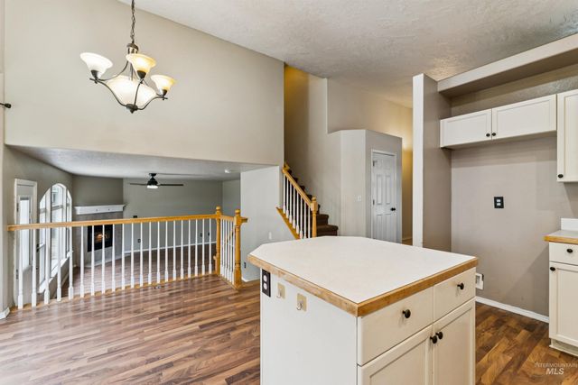 1320 New York, Middleton, ID 83644