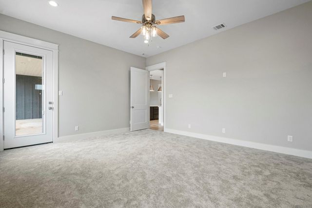 2041 Carrie Court, Weatherford, TX 76088