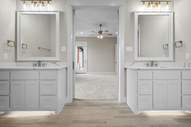 2041 Carrie Court, Weatherford, TX 76088