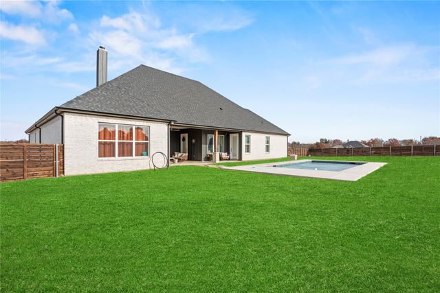 2041 Carrie Court, Weatherford, TX 76088