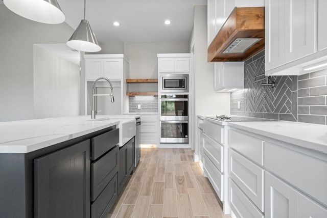 2041 Carrie Court, Weatherford, TX 76088