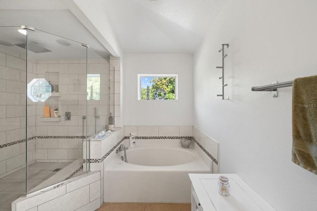 7651 LAKE ANDREA CIRCLE, Mount Dora, FL 32757