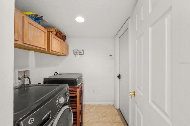 7651 LAKE ANDREA CIRCLE, Mount Dora, FL 32757