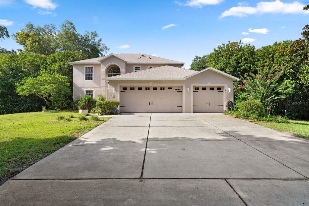 7651 LAKE ANDREA CIRCLE, Mount Dora, FL 32757