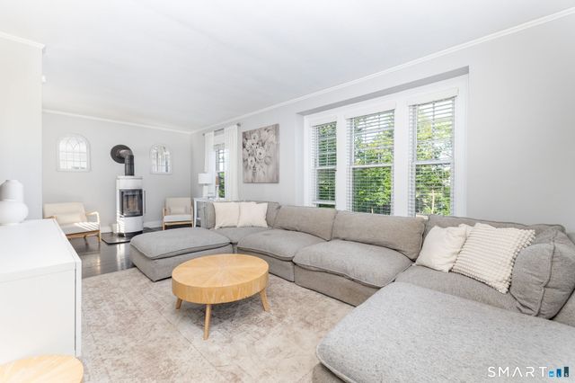 148 Hillside Avenue, Naugatuck, CT 06770