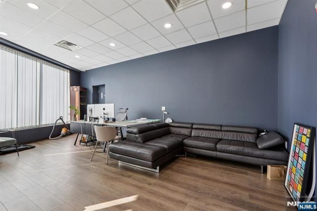 7-9 Ridgefield Avenue, Ridgefield Park, NJ 07660