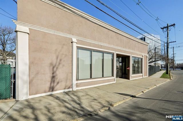 7-9 Ridgefield Avenue, Ridgefield Park, NJ 07660