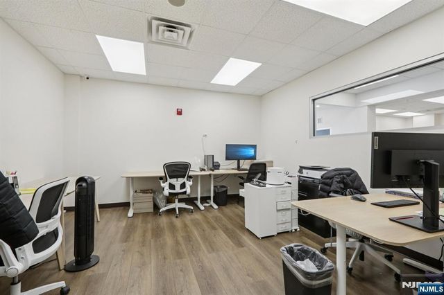 7-9 Ridgefield Avenue, Ridgefield Park, NJ 07660