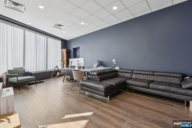 7-9 Ridgefield Avenue, Ridgefield Park, NJ 07660