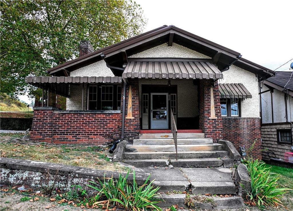 632 Front St, Brownsville, PA 15417