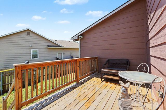 744 N Wakefield Ave., Valley Center, KS 67147