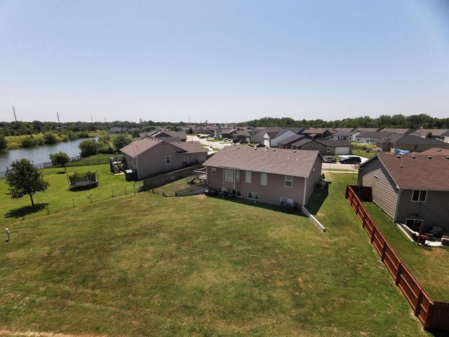 744 N Wakefield Ave., Valley Center, KS 67147