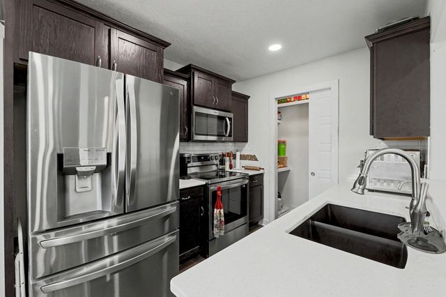 744 N Wakefield Ave., Valley Center, KS 67147