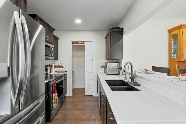 744 N Wakefield Ave., Valley Center, KS 67147