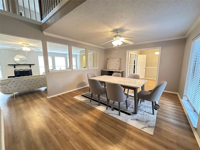 2910 Colonial Drive, Sugar Land, TX 77479