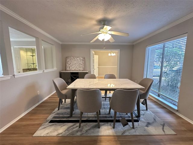 2910 Colonial Drive, Sugar Land, TX 77479