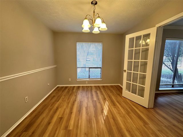 2910 Colonial Drive, Sugar Land, TX 77479