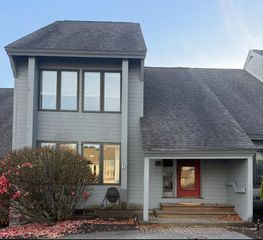 5 Tsienneto Rd Unit 41, Derry, NH 03038