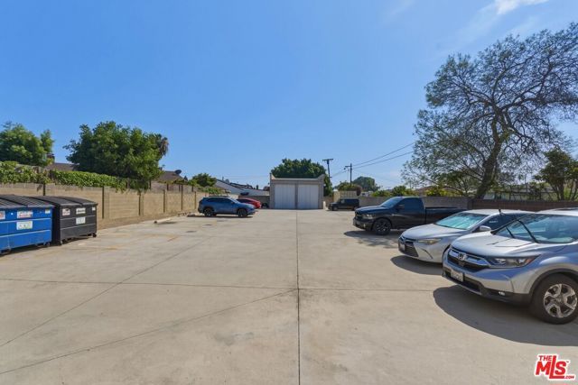 814 W Redondo Beach Boulevard, Gardena, CA 90247