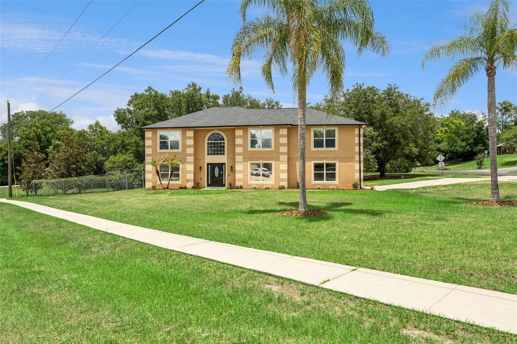 Image 1 of property listing at 838 MAYBROOK DRIVE, Deltona, FL 32725