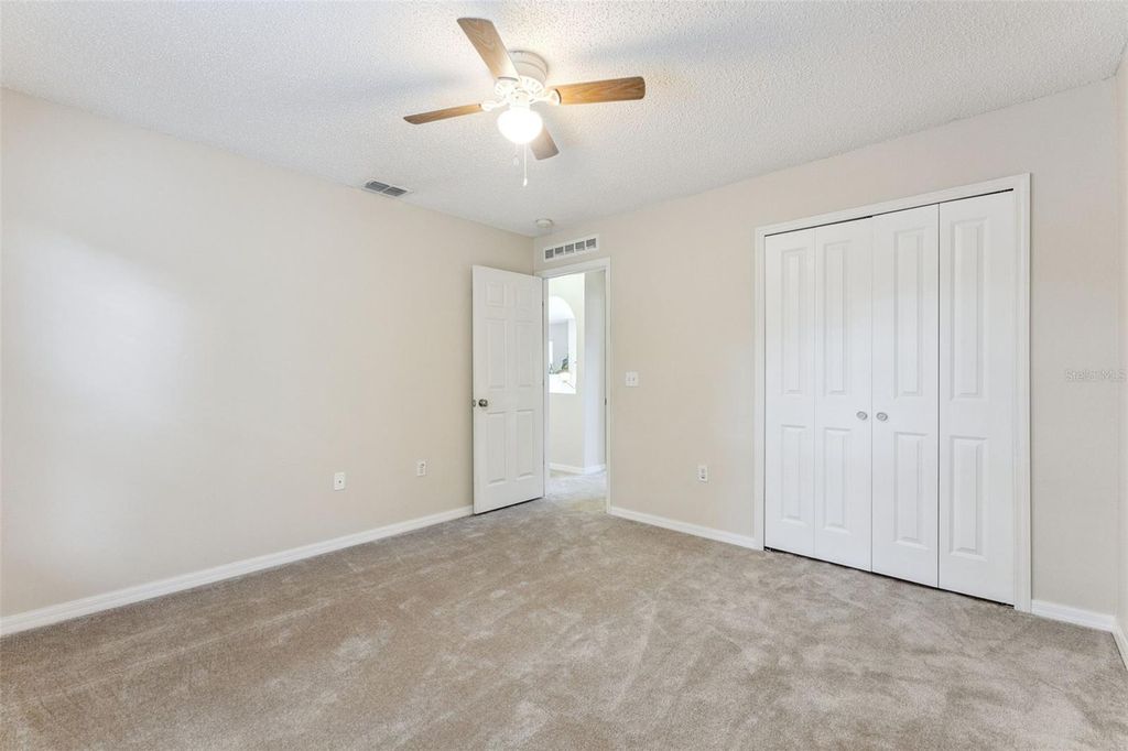 Image 18 of property listing at 838 MAYBROOK DRIVE, Deltona, FL 32725