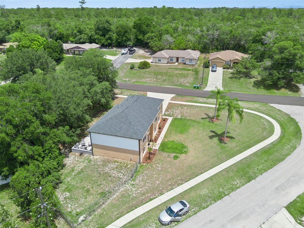Image 33 of property listing at 838 MAYBROOK DRIVE, Deltona, FL 32725