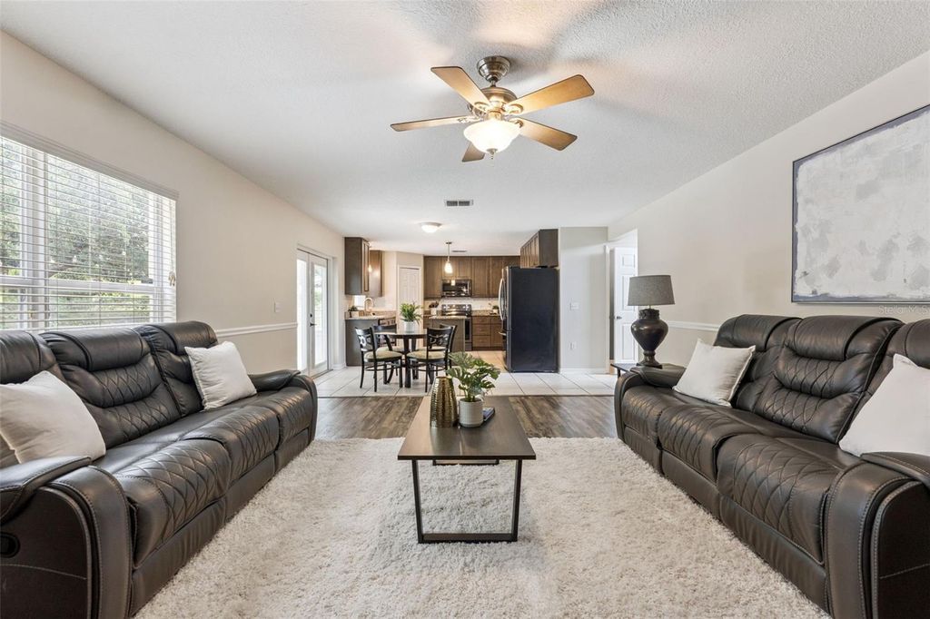 Image 9 of property listing at 838 MAYBROOK DRIVE, Deltona, FL 32725