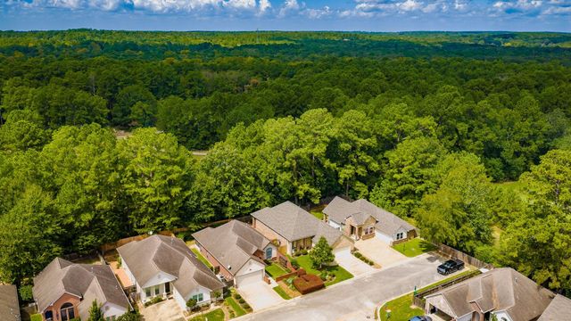102 Sunshine Lane, Livingston, TX 77351