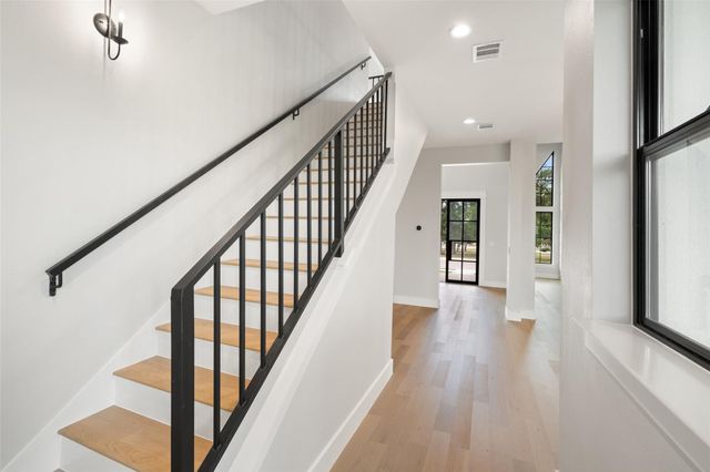 454 Heidi CIR, Salado, TX 76571