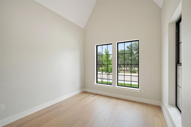 454 Heidi CIR, Salado, TX 76571