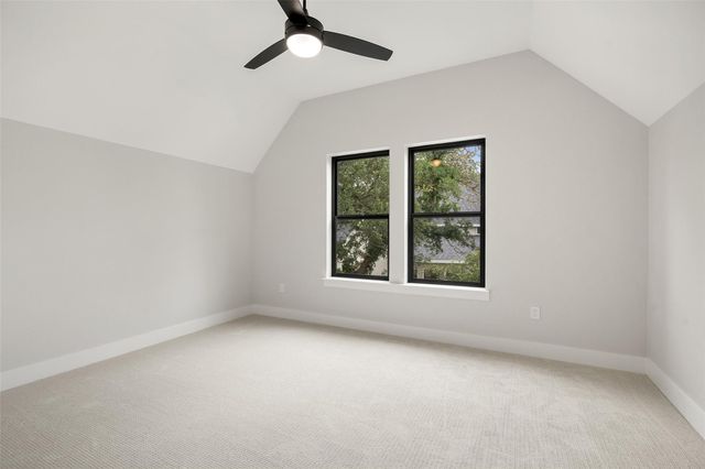 454 Heidi CIR, Salado, TX 76571
