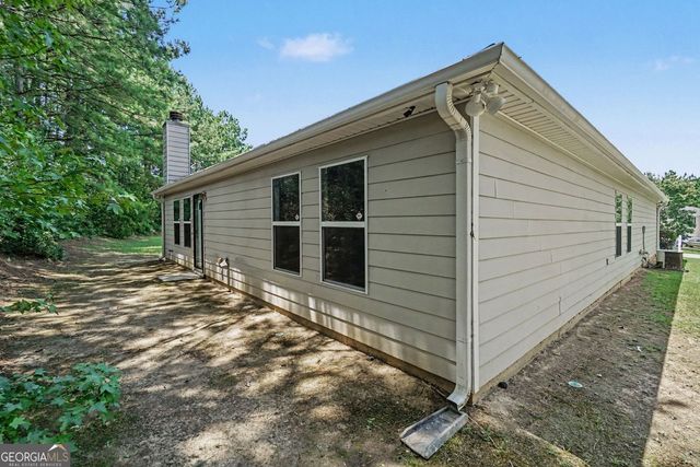 460 Pinevale Court, Atlanta, GA 30349