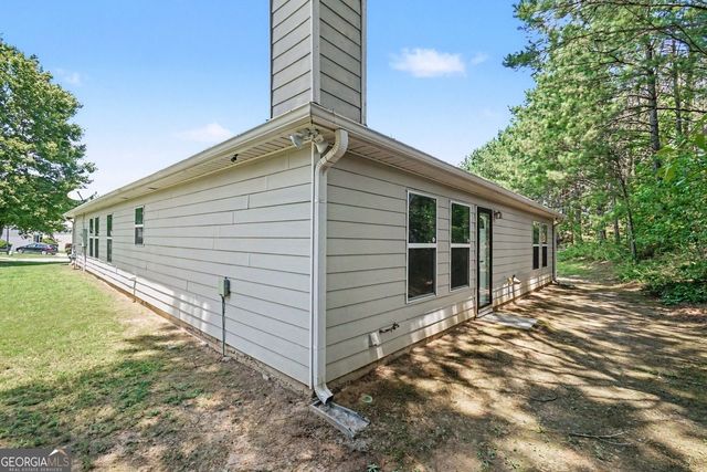 460 Pinevale Court, Atlanta, GA 30349