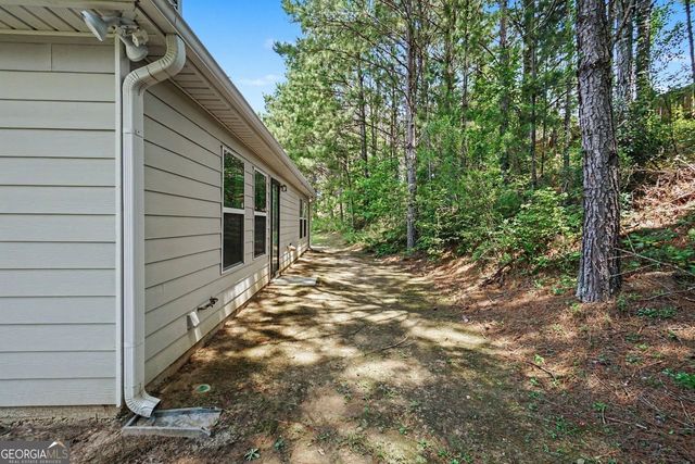 460 Pinevale Court, Atlanta, GA 30349