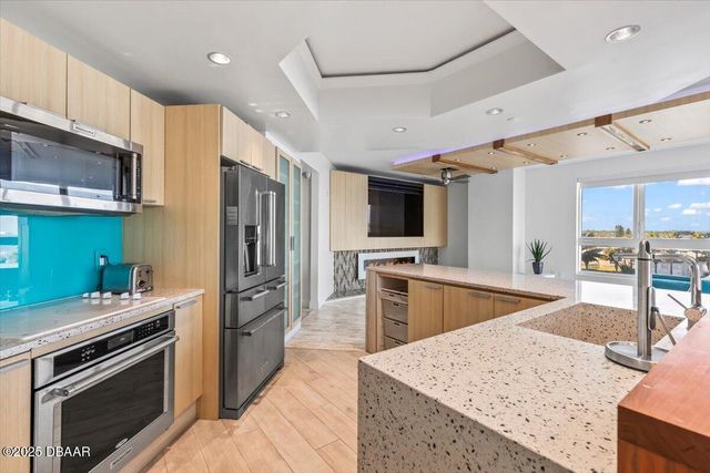 241 Riverside Dr Unit 402, Holly Hill, FL 32117