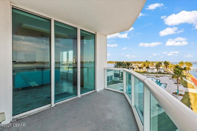 241 Riverside Dr Unit 402, Holly Hill, FL 32117