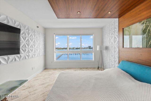 241 Riverside Dr Unit 402, Holly Hill, FL 32117