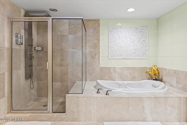 241 Riverside Dr Unit 402, Holly Hill, FL 32117