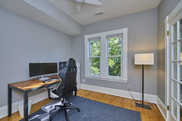 594 Putnam Avenue 2, Cambridge, MA 02139