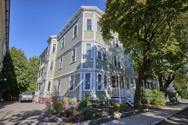 594 Putnam Avenue 2, Cambridge, MA 02139