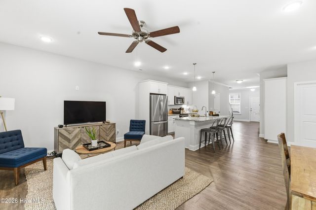 4406 Finch Lane, Wilmington, NC 28409