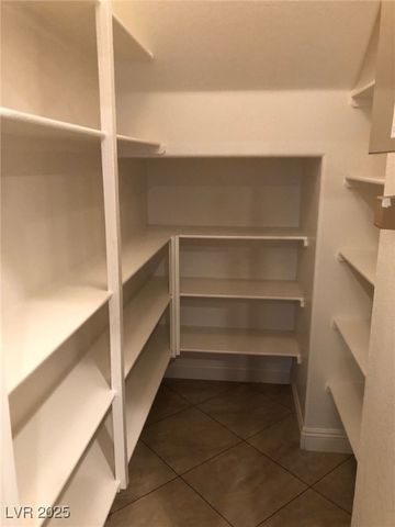 2574 Golden Bay Court, Henderson, NV 89052